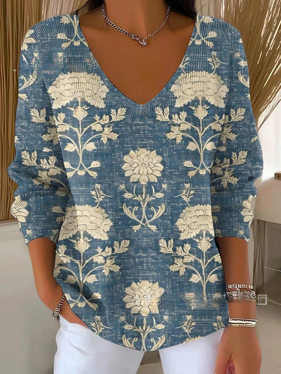 Nienke | V-hals Trui met Klassiek Bloemenmotief