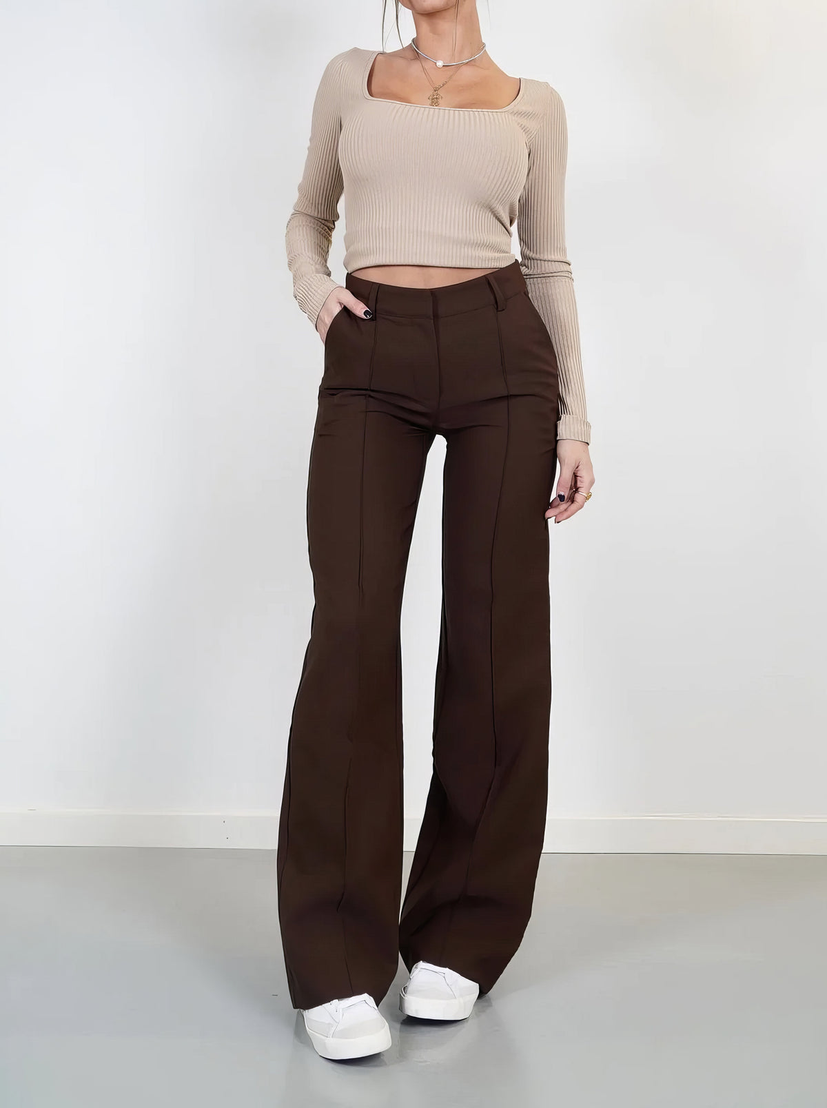 Josie | Moderne broek met wijde pijpen