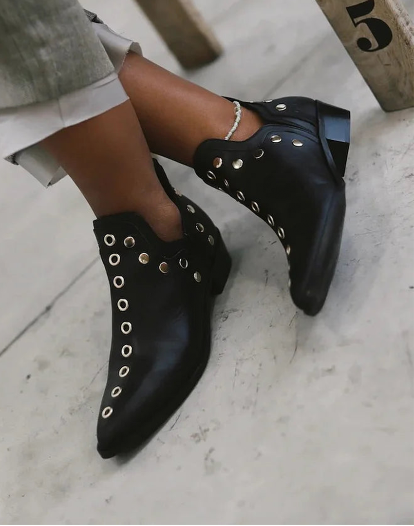 Jayla | Enkellaarsjes met Studs