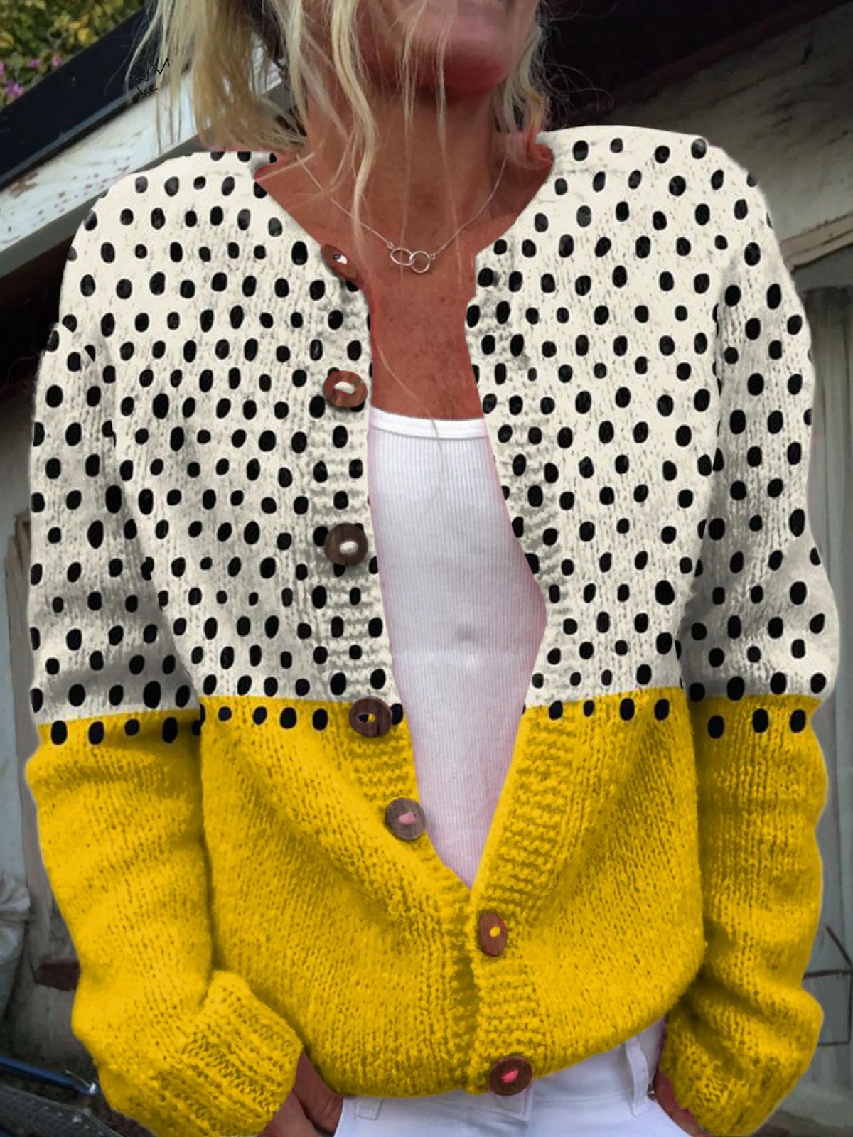 Janel | Vintage Damesvest met Polkadotprint