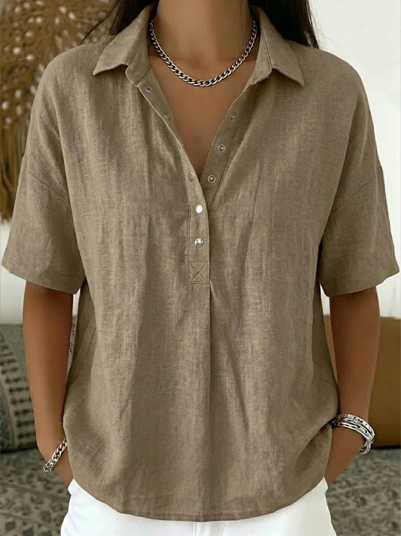 Therese – Blouse met kraag en knoopdetail