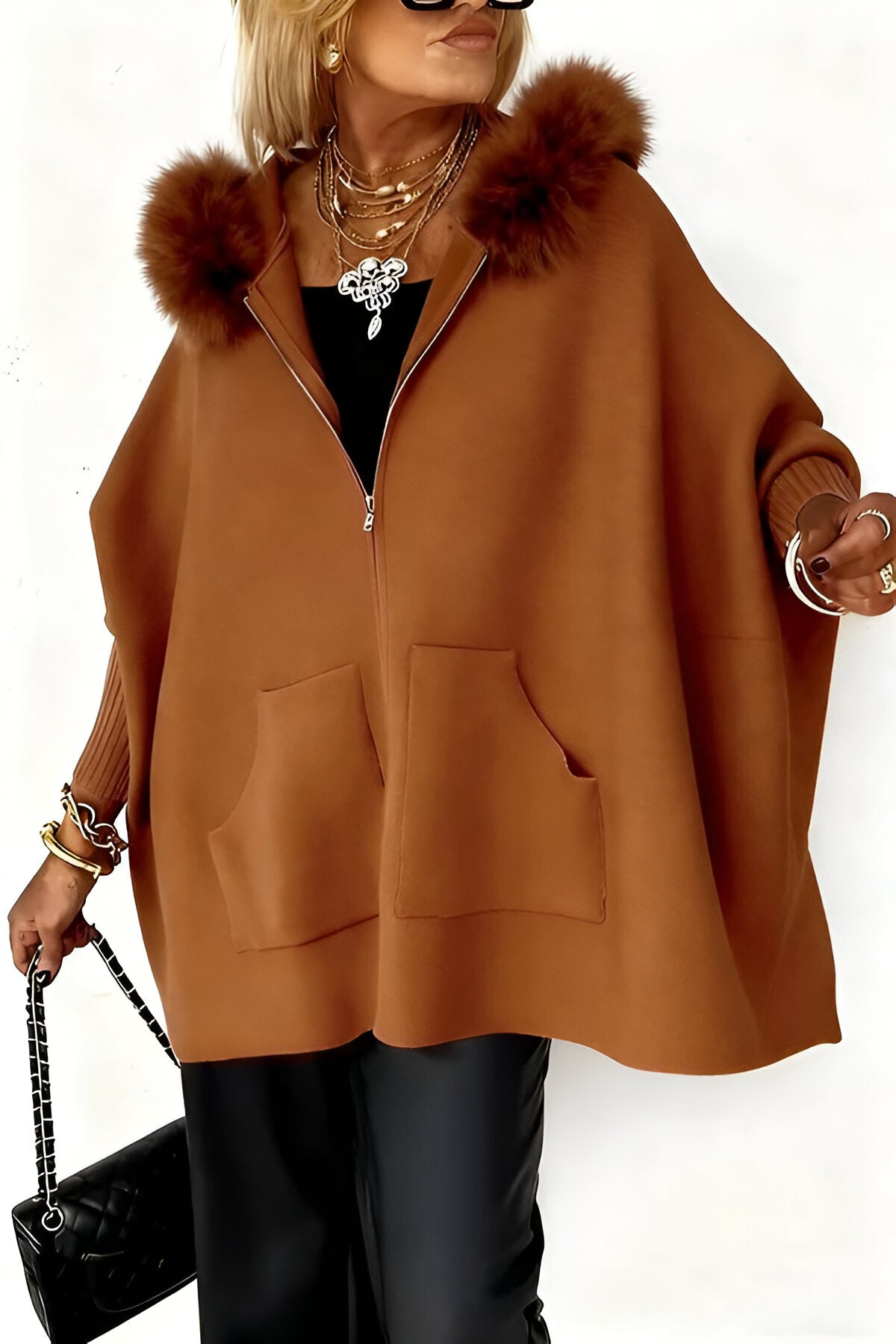 Elske | Luxe Cape met Moderne Pasvorm