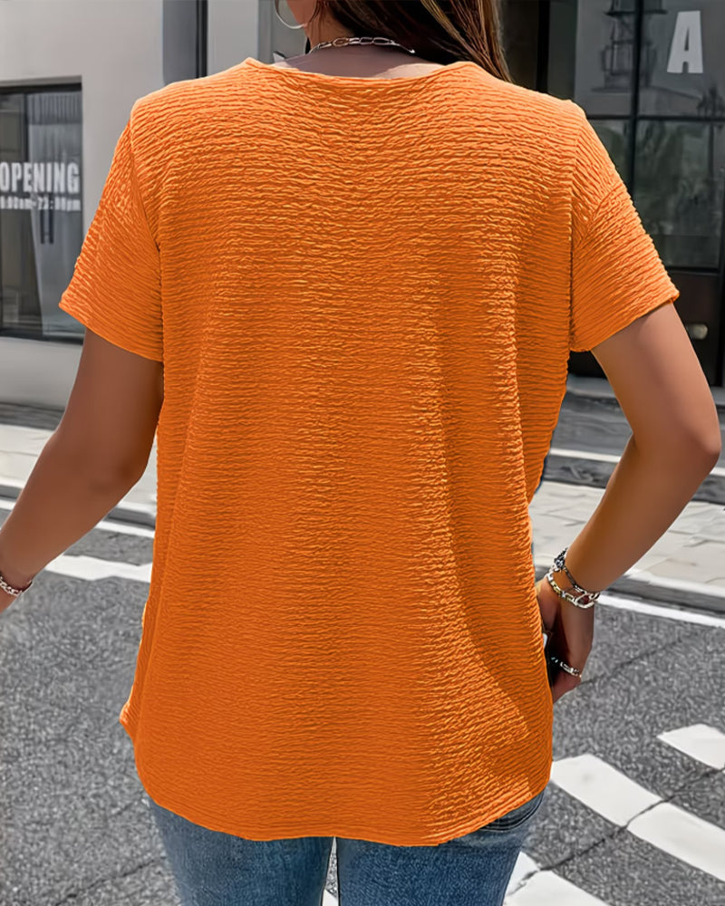 Kiara | Dames T-shirt met Peter Pan-kraag met knoopsluiting