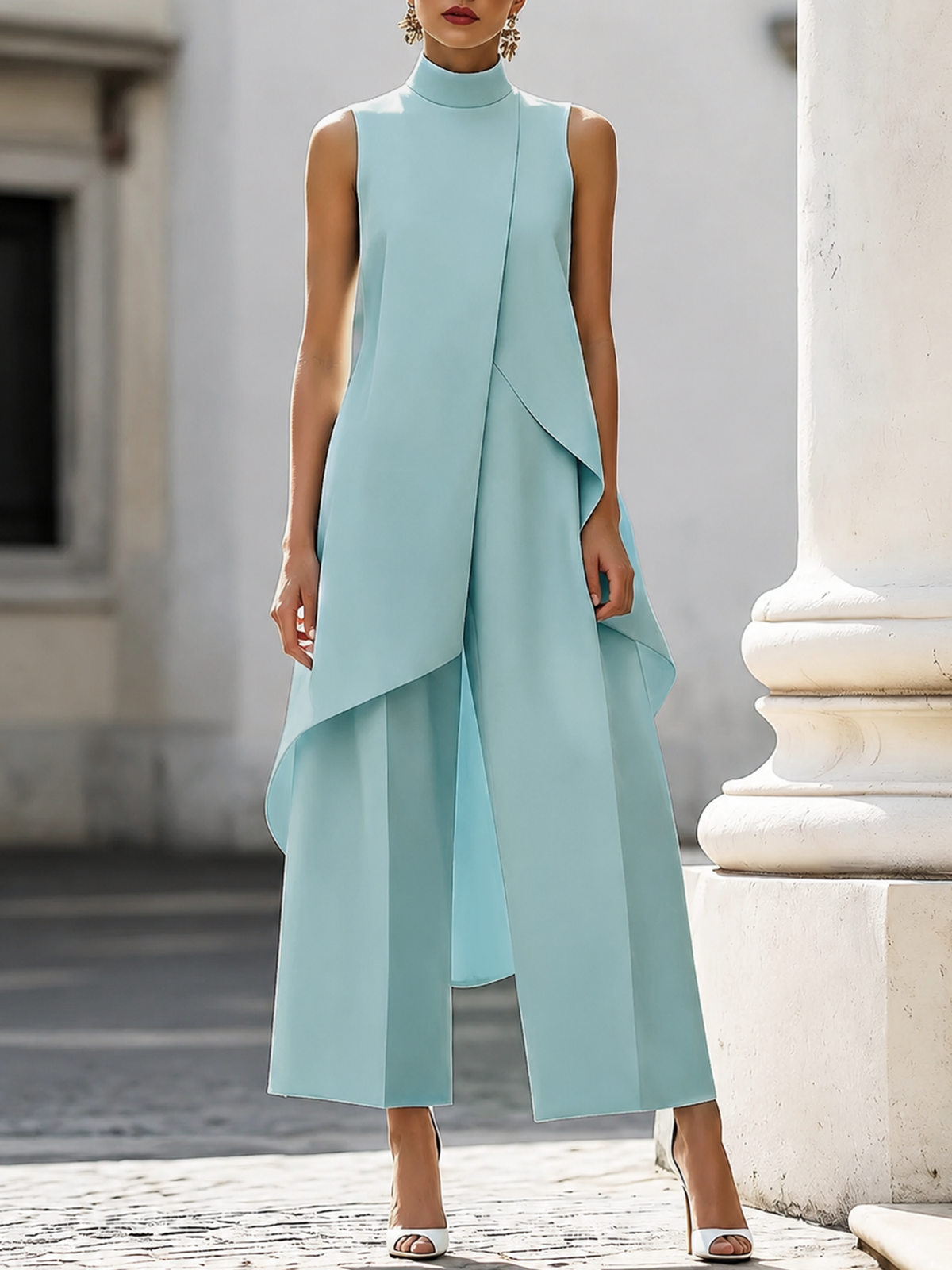Dovessa - Dames jumpsuit met hoge kraag en asymmetrisch paneel