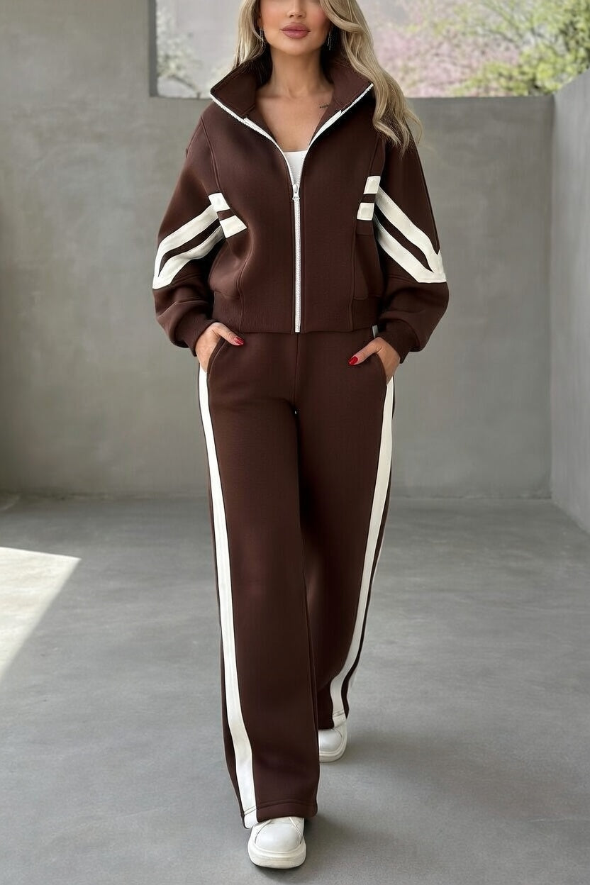 Kristine Signature Luxurious Set – Retro Power Look Met Comfort