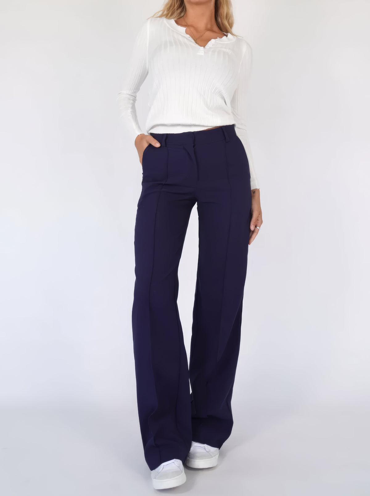 Josie | Moderne broek met wijde pijpen