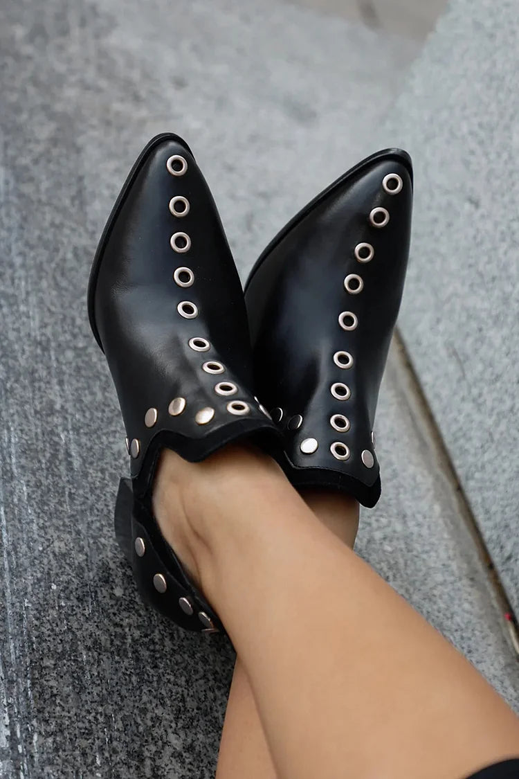 Leslie | Enkellaarsjes met Studs
