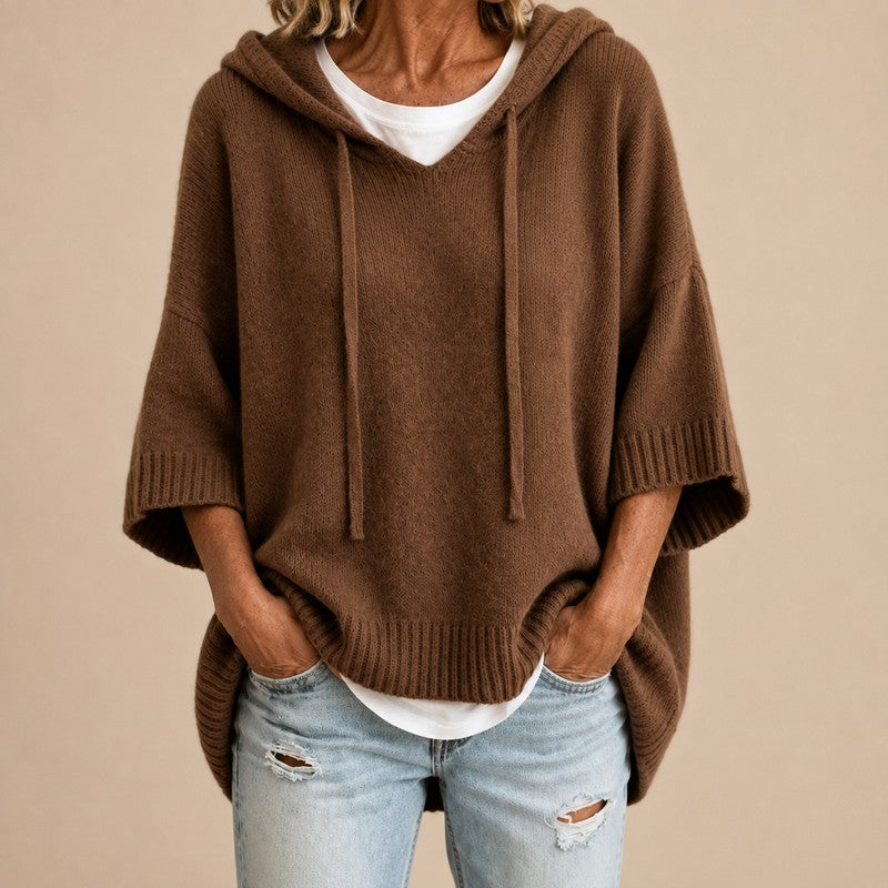 Lina | Poncho Trui met Capuchon