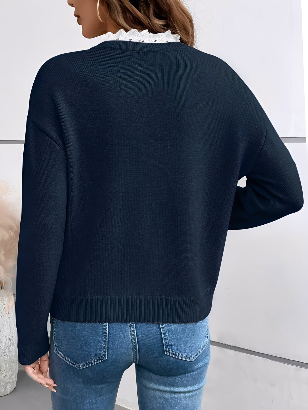 Céline | Chique Gebreide Trui met Elegante Kantkraag