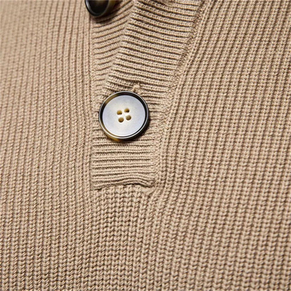 Vornelius | Herentrui met stijlvolle kraag en knoopdetail