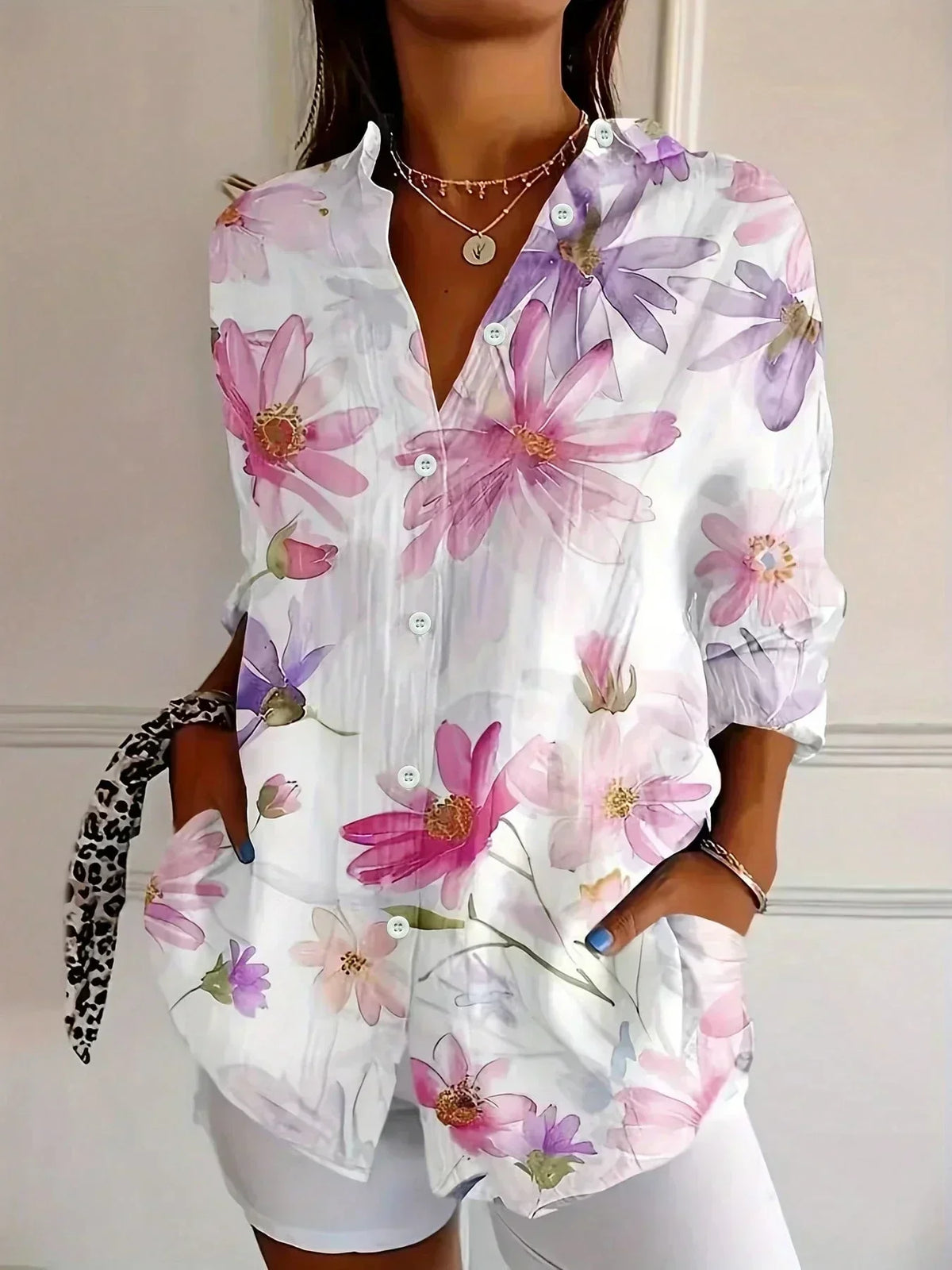 Lianne | Kleurrijke blouse met knopen – Lichte stof