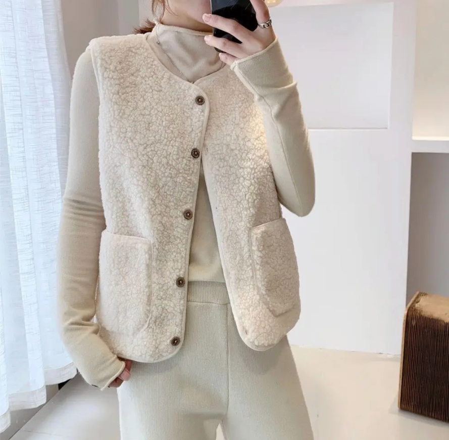 Lara |  Teddy bodywarmer