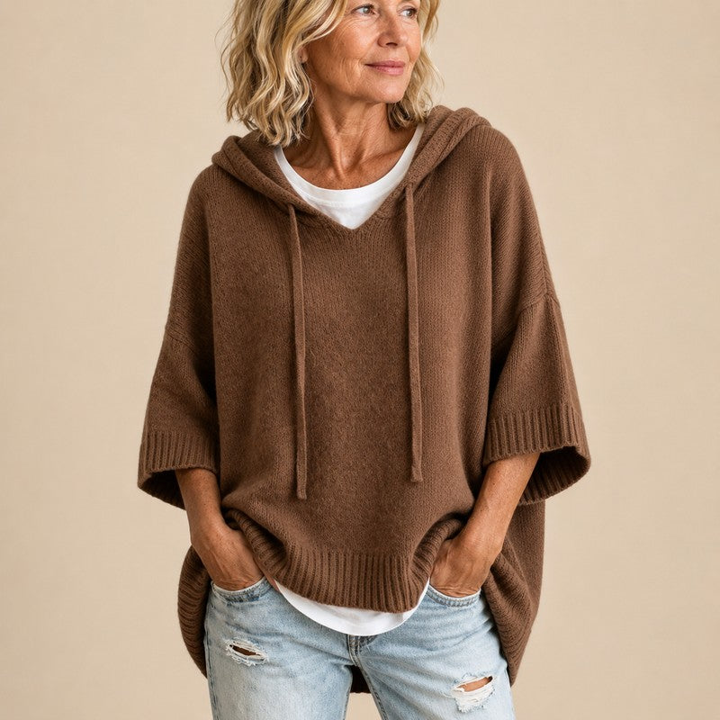 Lina | Poncho Trui met Capuchon